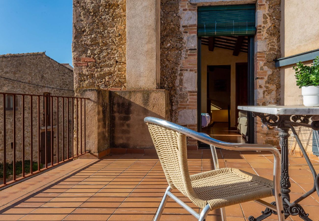 House in La Tallada d'Empordà - Rural House El Graner