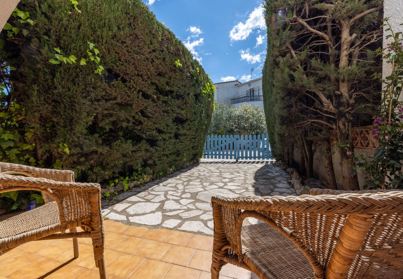 Casa en L'Escala - Casa Farigola