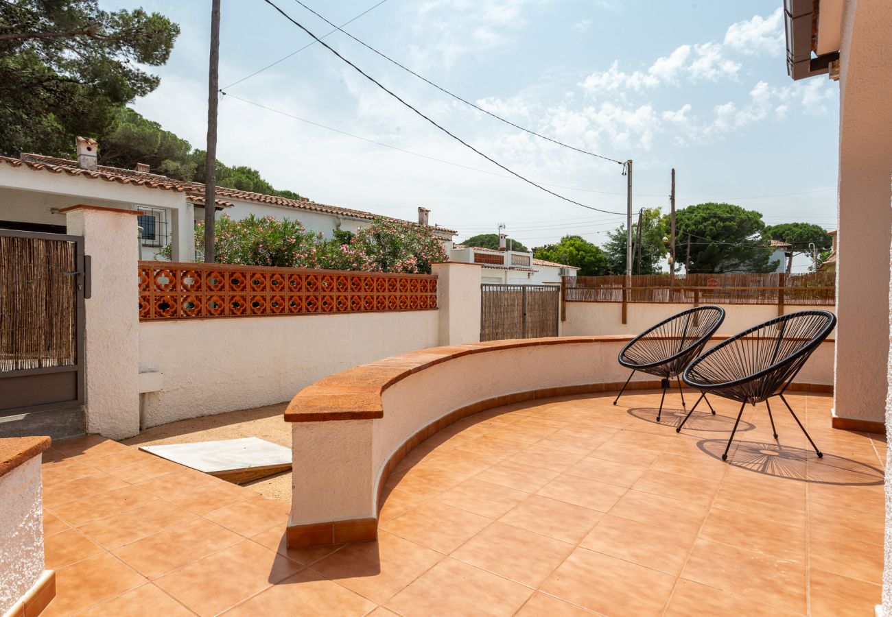 Casa en L´Escala - Casa Iris